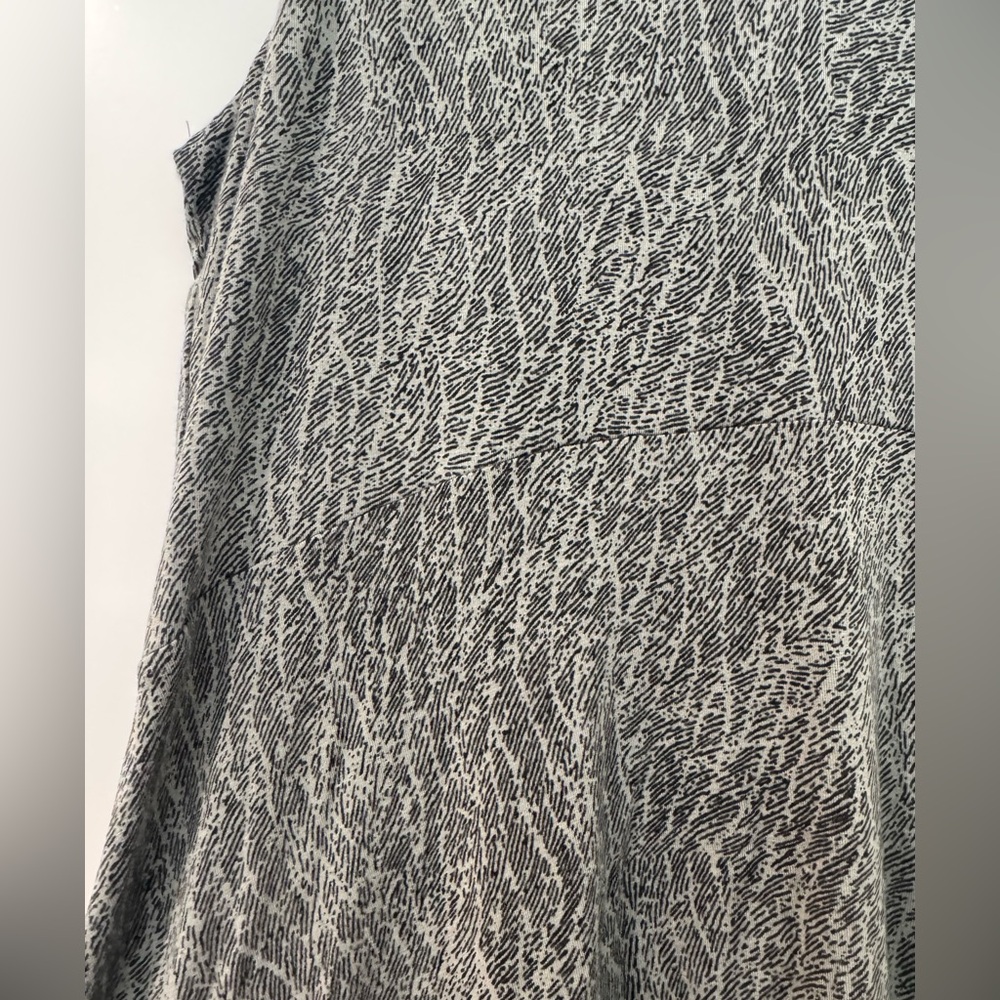 Athleta Santorini Thera Printed Dress in Mojave Laurel Olive - Picture 4 of 7